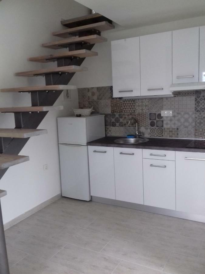 Apartman Nena Leilighet Slatine Eksteriør bilde